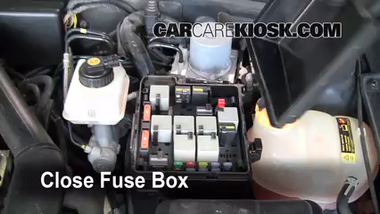 Blown Fuse Check 1999-2009 Saab 9-5 - 2005 Saab 9-5 Arc 2.3L 4 Cyl